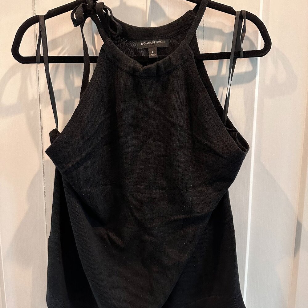 Black Banana Republic Tie neck halter tank